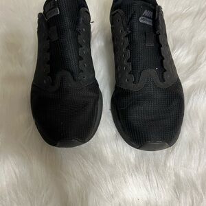 Nike Men's All-Black Athletic Shoes